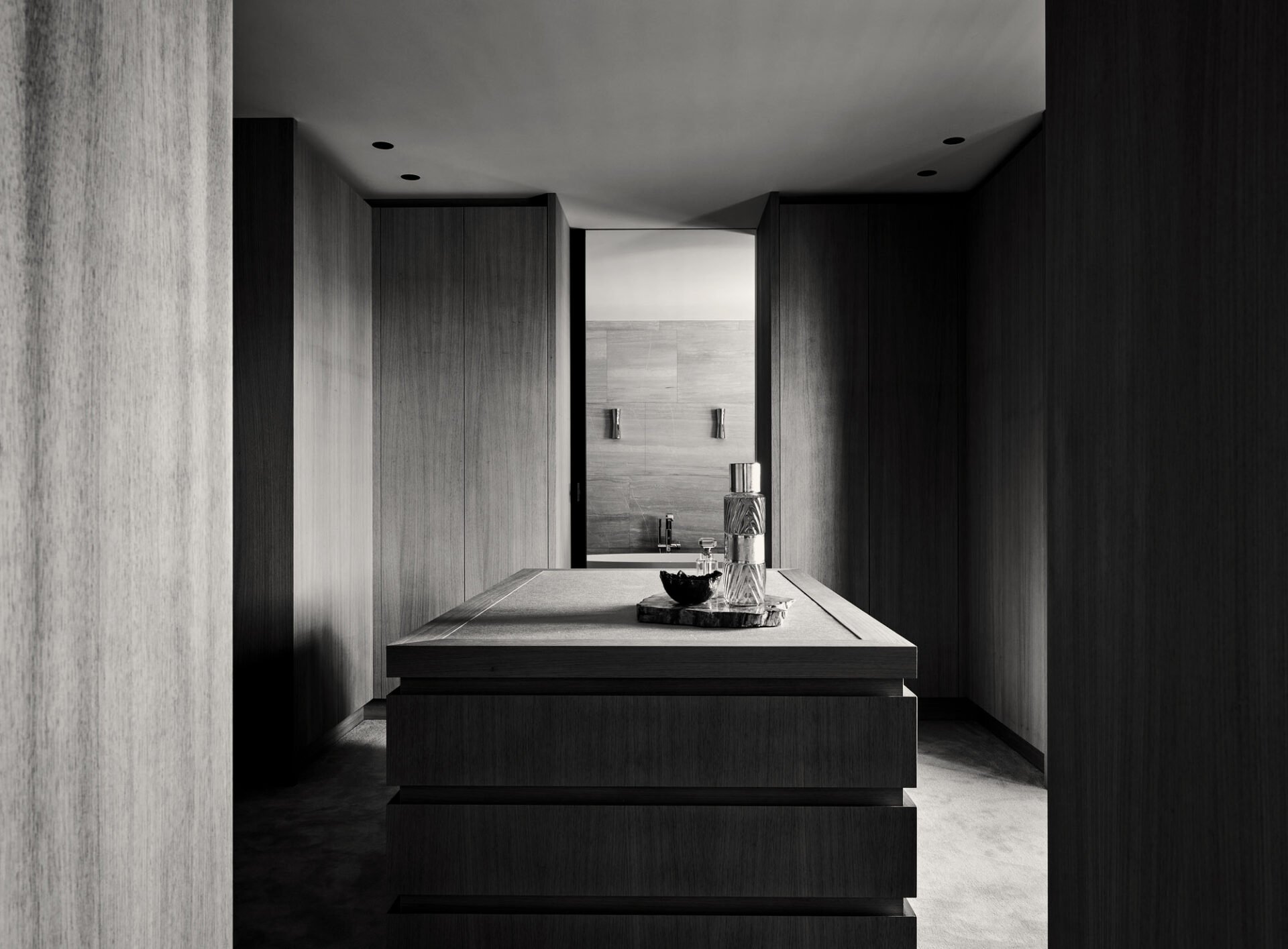 luxury interior design bathroom black and white